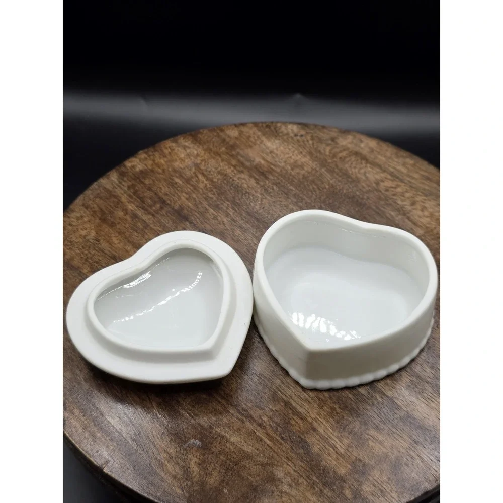 heart-shaped Pekingese Dog porcelain collectible Trinket Box